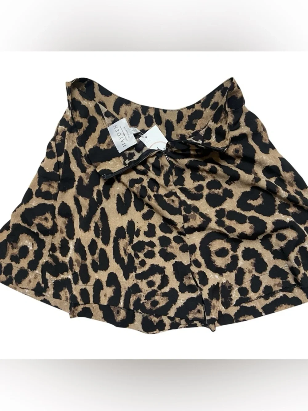 Hayden Los Angeles Leopard-Print Pleated Swing Shorts Size S Tan & Black Spring